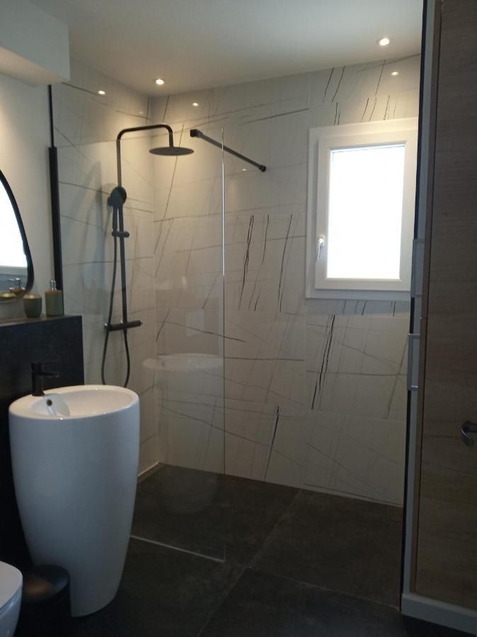 La Villa Du Golf - Chambre D Hotes กูฌ็อง-เมสทราส ภายนอก รูปภาพ