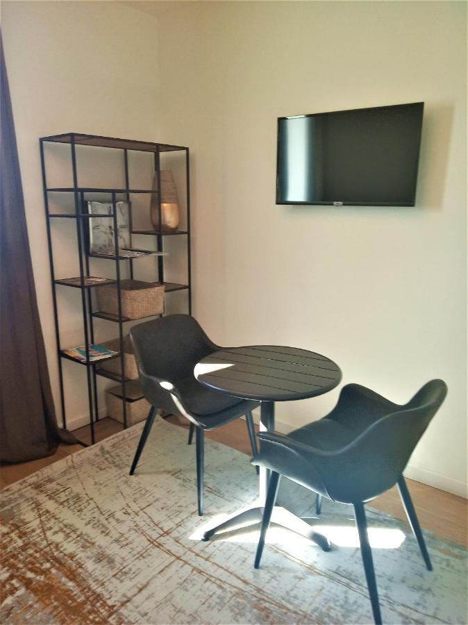 La Villa Du Golf - Chambre D Hotes กูฌ็อง-เมสทราส ภายนอก รูปภาพ