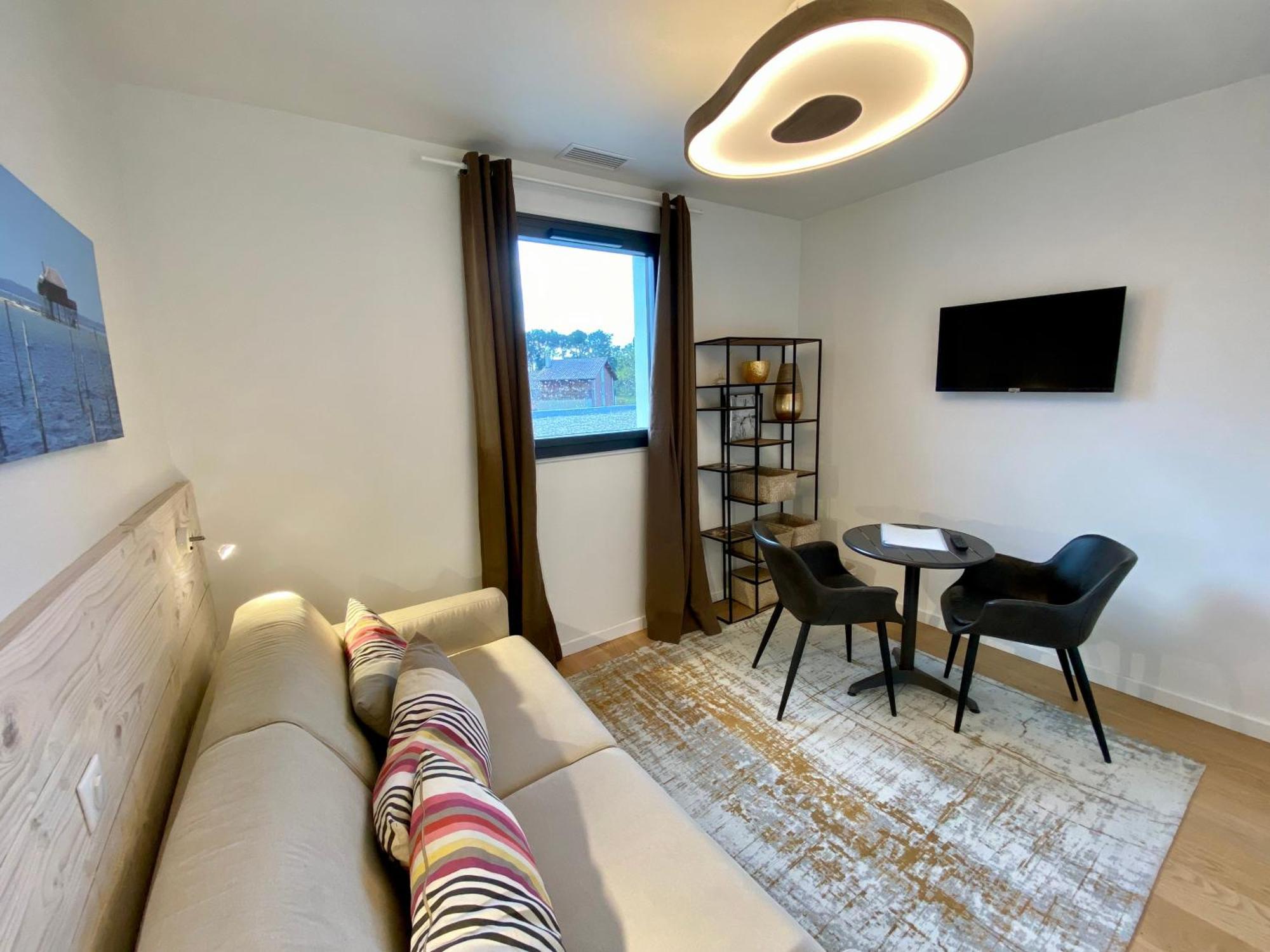 La Villa Du Golf - Chambre D Hotes กูฌ็อง-เมสทราส ภายนอก รูปภาพ